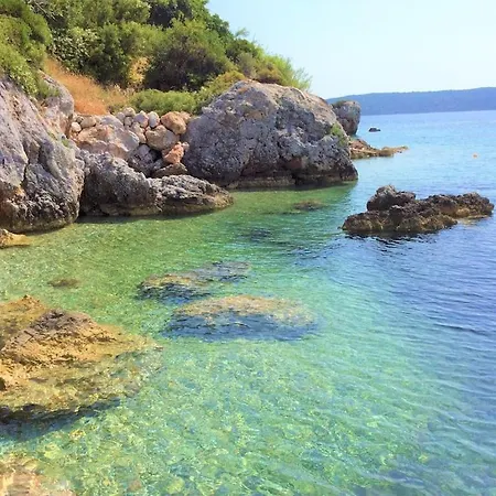 Alonissos Luxury With Jacuzzi And Villa *