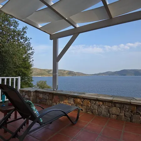 Alonissos Luxury With Jacuzzi And 别墅