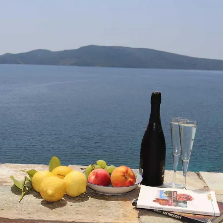 别墅 Alonissos Luxury With Jacuzzi And