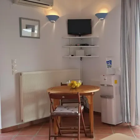 别墅 Alonissos Luxury With Jacuzzi And Agios Dimitrios (Alonisos)