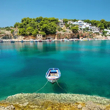 Alonissos Luxury With Jacuzzi And 别墅