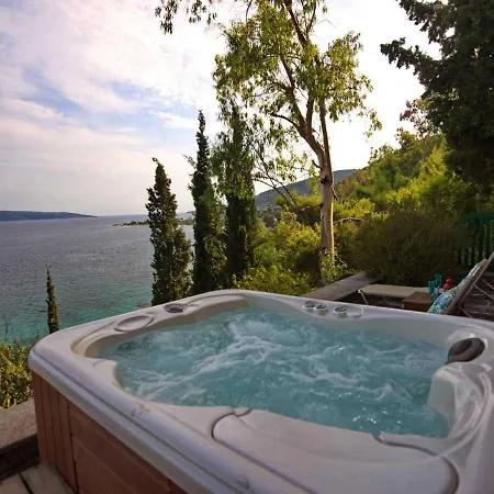 Villa Alonissos Luxury With Jacuzzi And *